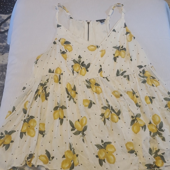 torrid Tops - Torrid Lemon Top